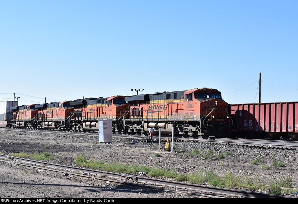 BNSF 7209 West